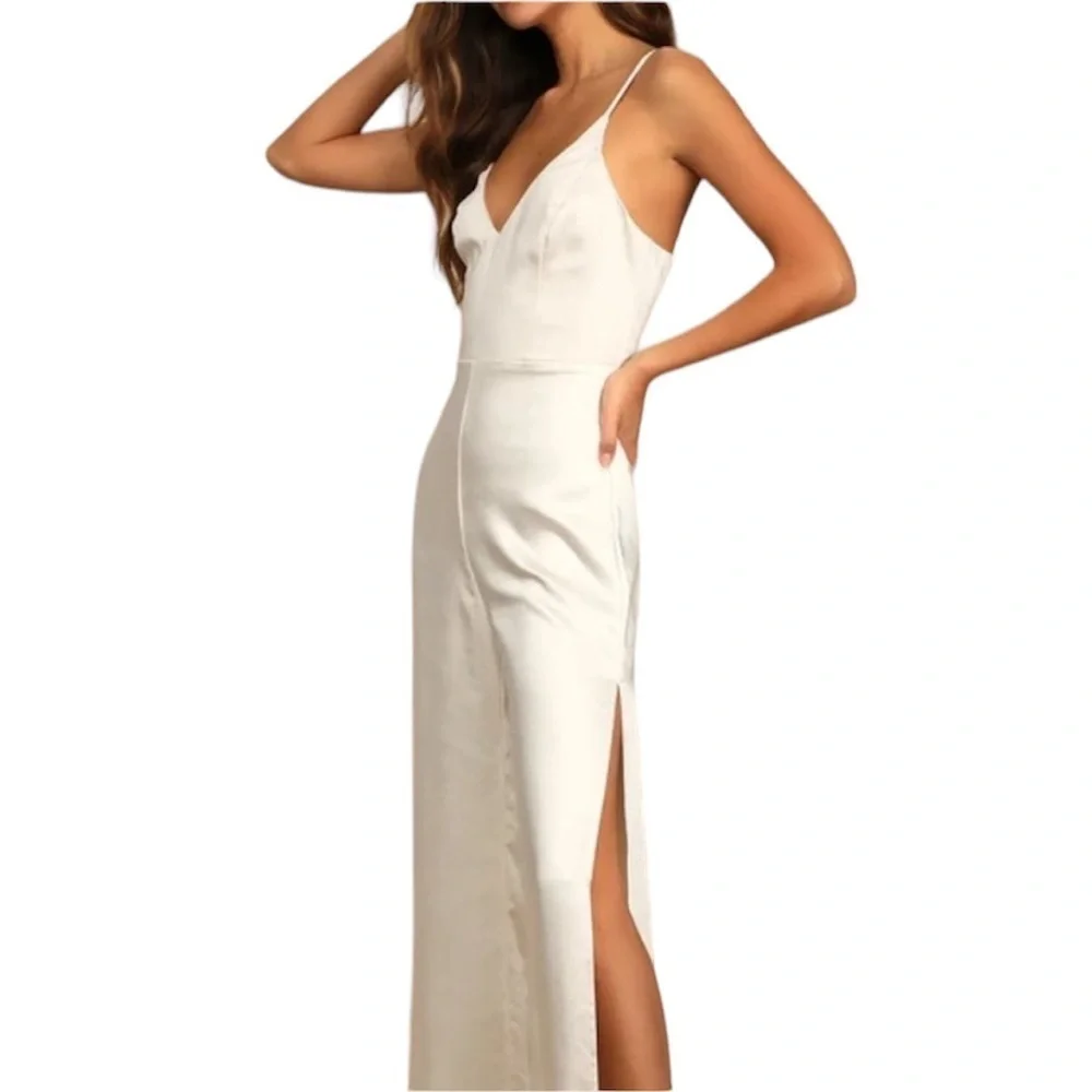Lulu's Ivory Jumpsuit Pants V-Neck Champagne Satin Slit Leg
New - Picture 3 of 6